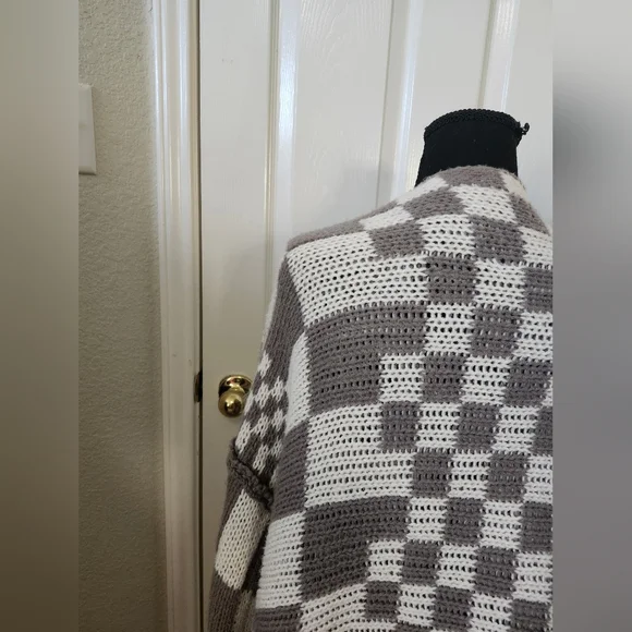 TALULAH Checkered Open-Front Cardigan - Brown and Cream S - Picture 9 of 12